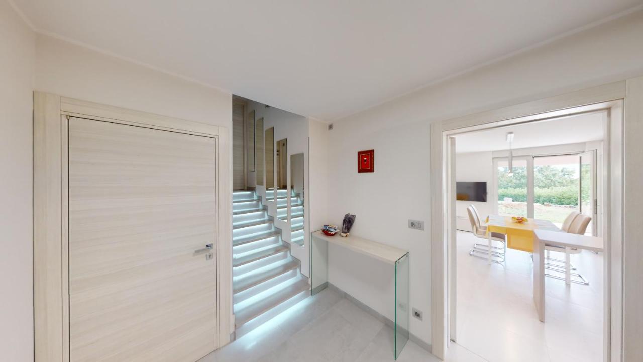 Design Apartment Emerald Viskovo Esterno foto