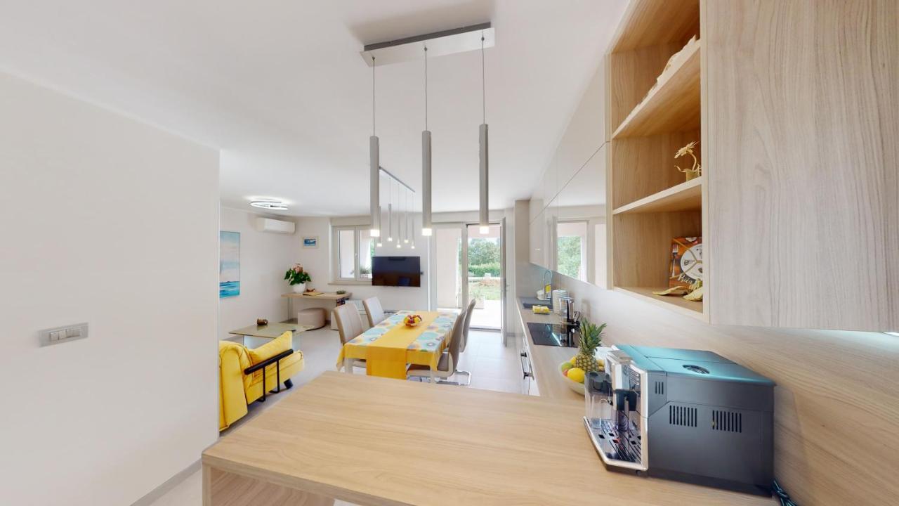Design Apartment Emerald Viskovo Esterno foto
